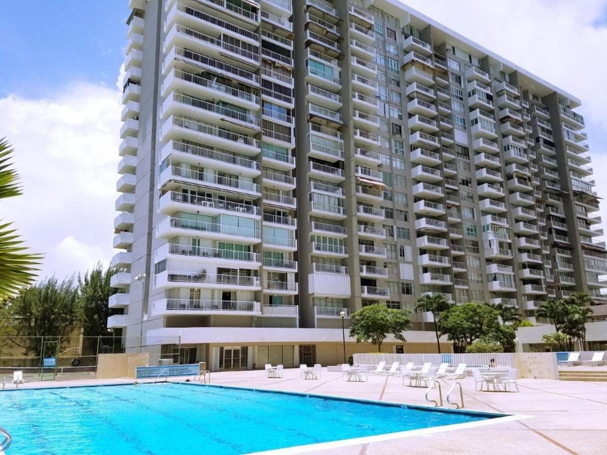 Steps From Foxwoods- Beachfront Retreat With Pools ซานฮวน ภายนอก รูปภาพ